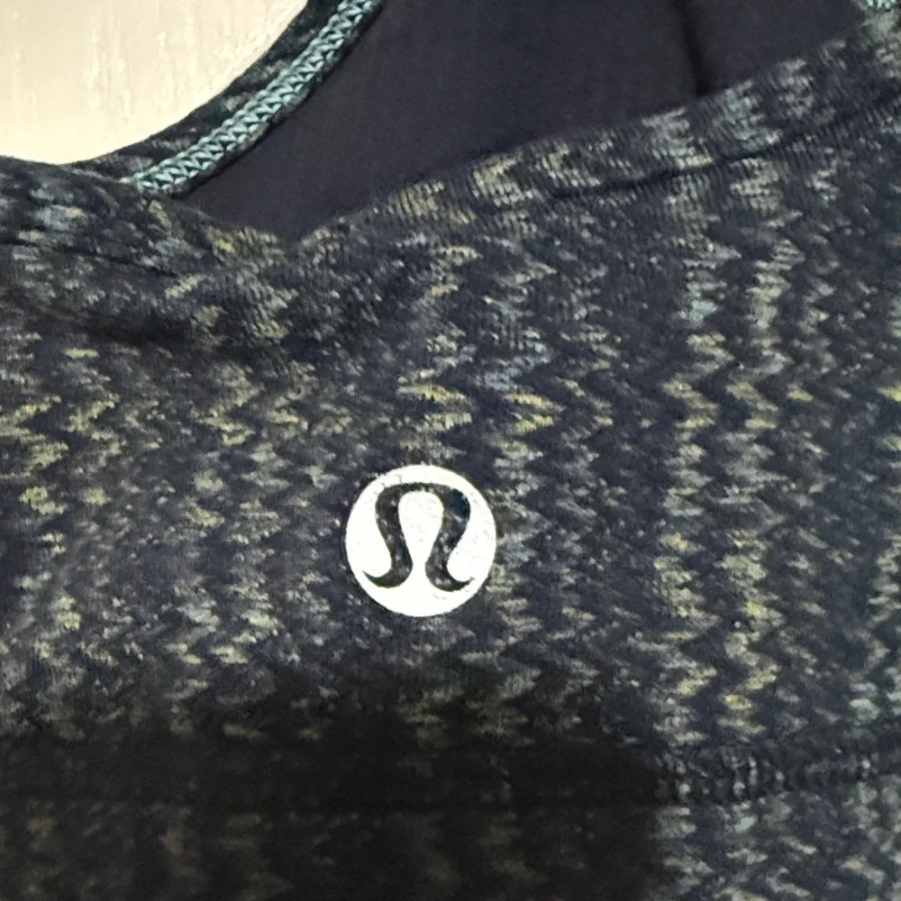 lululemon Limitless Blue Tank Top - Picture 3 of 4